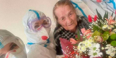 100-річну бабусю з Чернівців вилікували від COVID-19